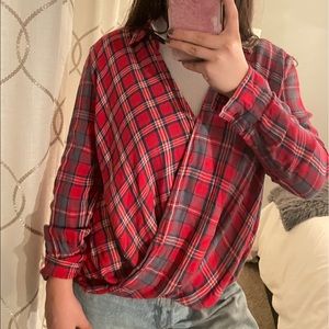 Long sleeve crop top